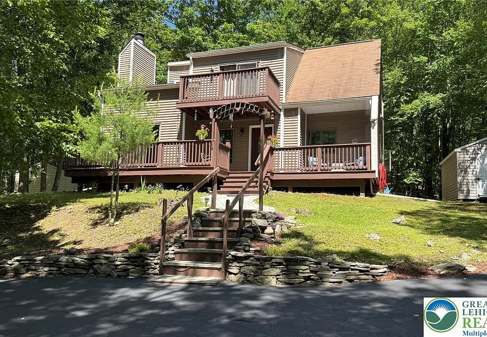 1st image of 4271 Winchester Way