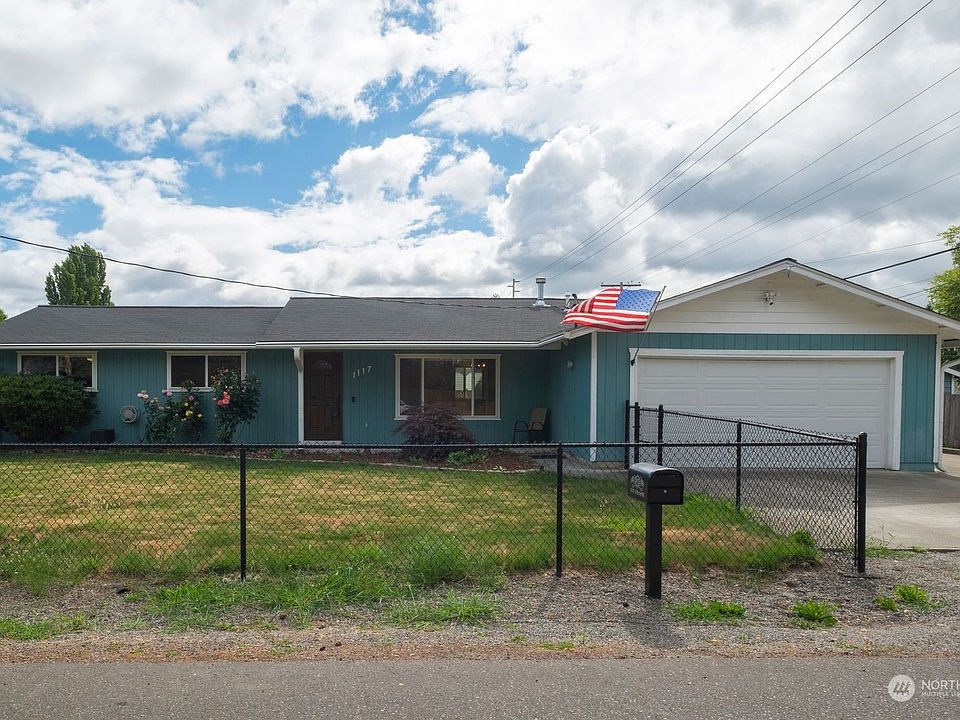1st image of 1117 17th Street SE