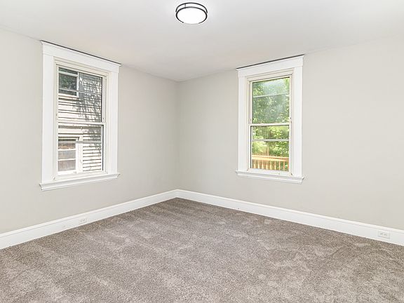 4th image of 816 Pedretti Ave #1
