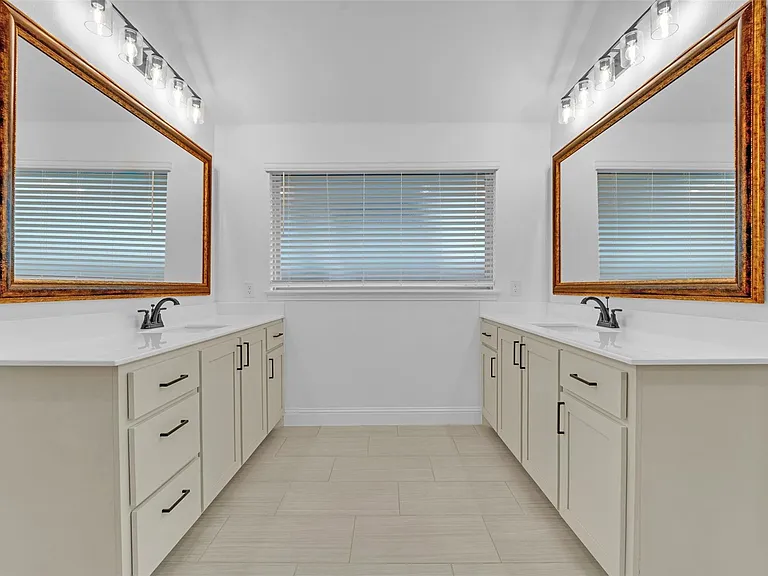 5500 Pooley Ln — Photo 17