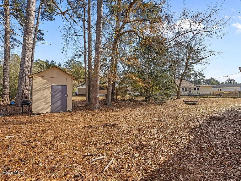 126 Woodland Dr — Photo 28