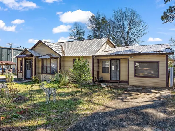 121 Hasley St, Nacogdoches, TX 75961