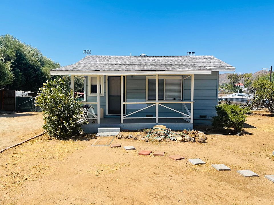 1st image of 21651 Canyon Dr #B