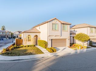 1594 E Autumn Sage Ave, Fresno, CA 93730