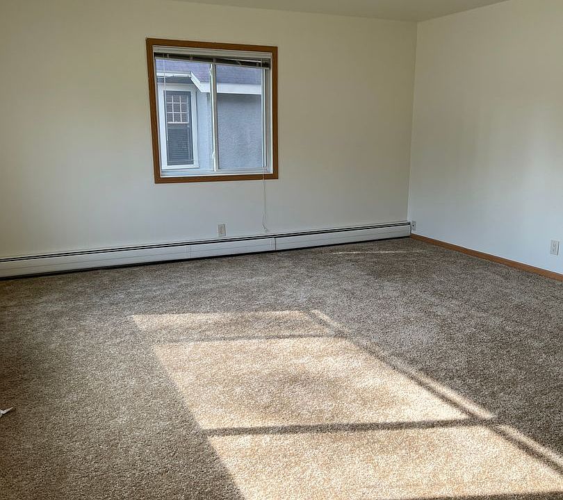 1st image of 1016 Grandview Dr #108