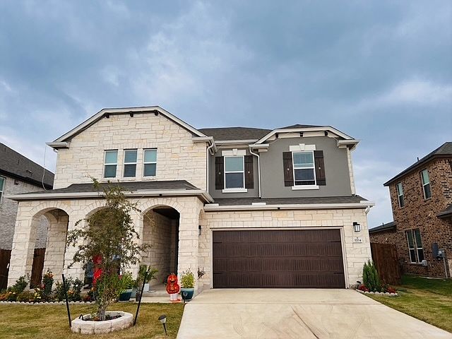 1st image of 3704 Forino Dr