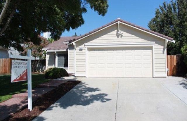 1st image of 1837 Golden Leaf Ln