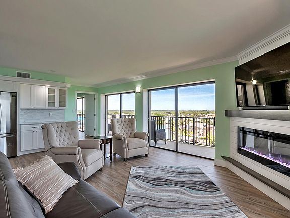 5th image of 501 N Causeway APT 508