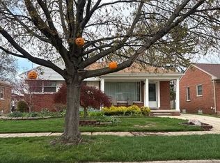 17442 Leslie Ave, Allen Park, MI 48101