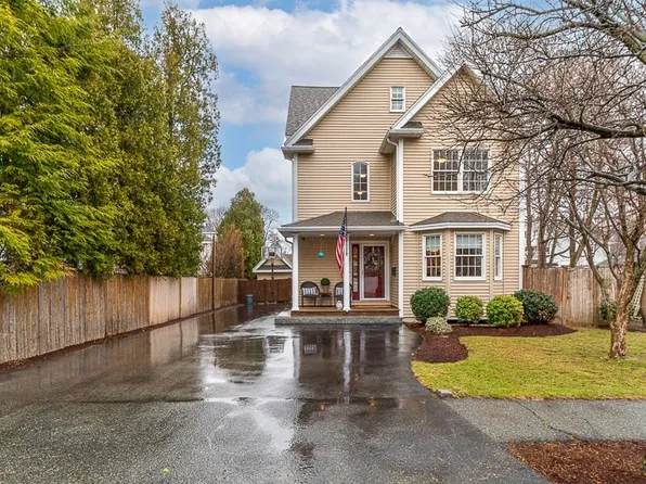 1 Frankwood Ave, Beverly, MA 01915