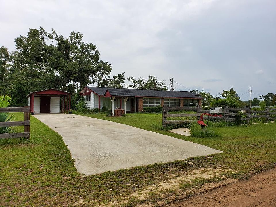 1st image of 7984 Lake Dr