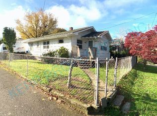 8838 NE Wygant St, Portland, OR 97220