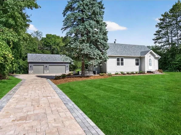 4407 Crosstown Blvd NE, Ham Lake, MN 55304