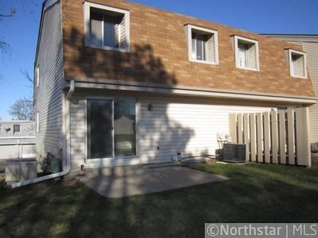 2nd image of 2310 Londin Ct
