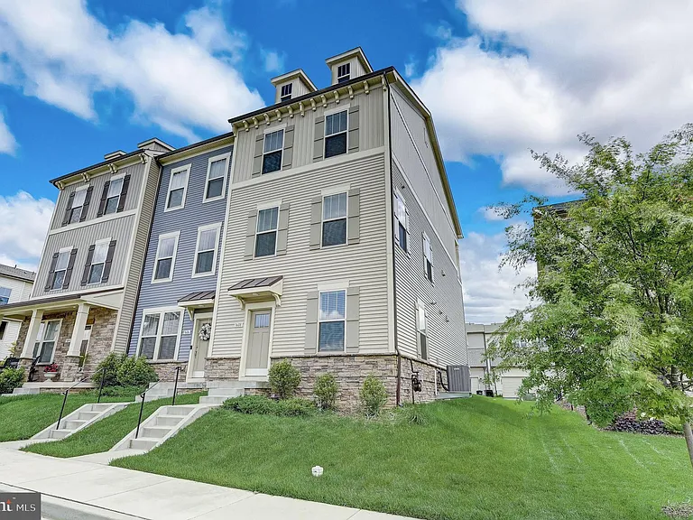 3608 Timber Green Dr — Photo 3