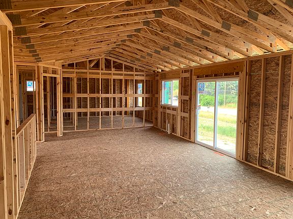 4th image of 10535 Winnie Ln