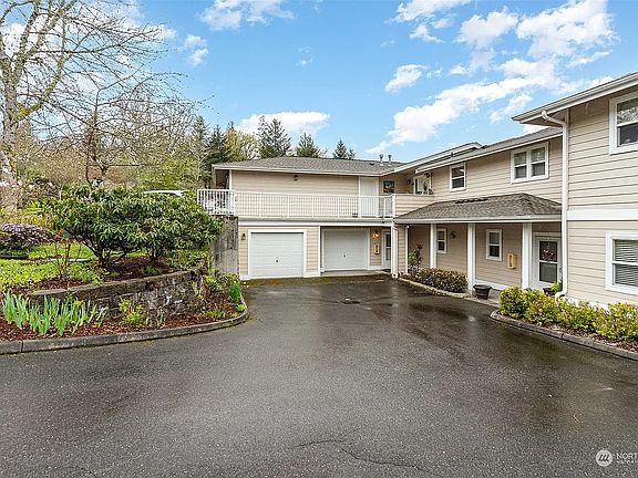2nd image of 4439 Providence Point Pl SE #4439