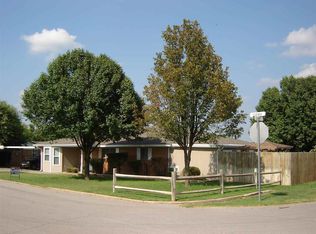 702 N 7th St, Comanche, OK 73529