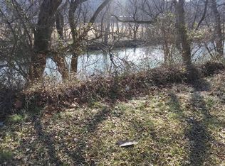 Lee Hwy, Chilhowie, VA 24319