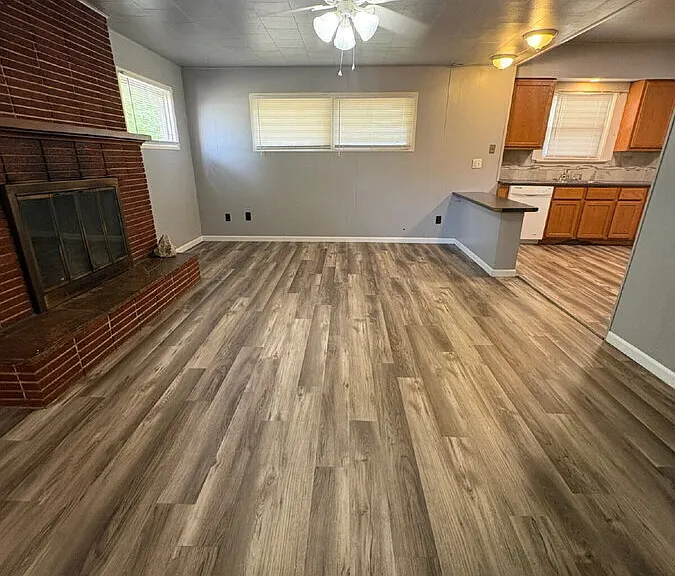 1202 Jefferson Ave — Photo 12