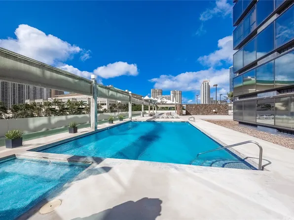 1750 Kalakaua Ave APT 1402, Honolulu, HI 96826
