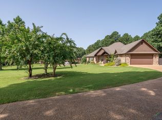 829 Lansing Ln, Longview, TX 75605