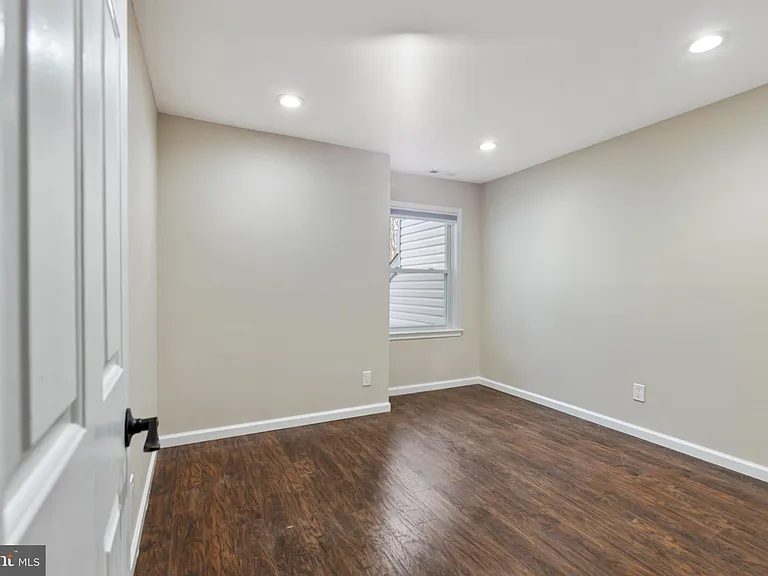 4807 Birch Cir #142 — Photo 8