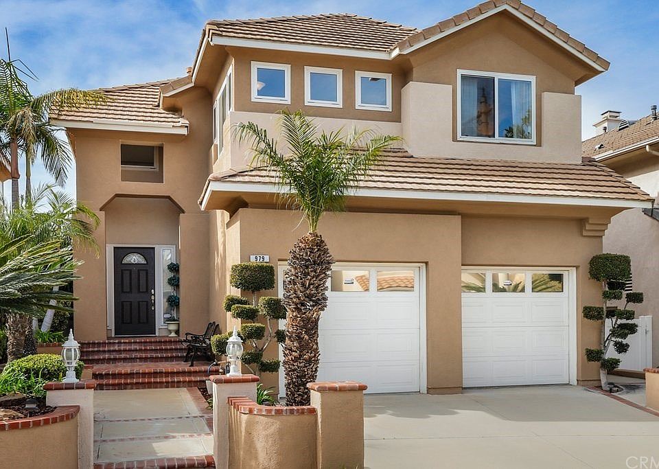 1st image of 979 S Sedona Ln