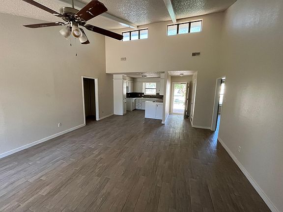 2nd image of 506 Iola Ave