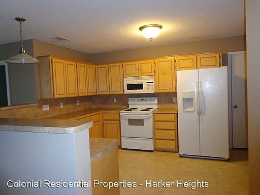 3rd image of 4505 Janelle Dr
