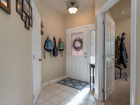 3rd image of 2388 Kendal Green Cir