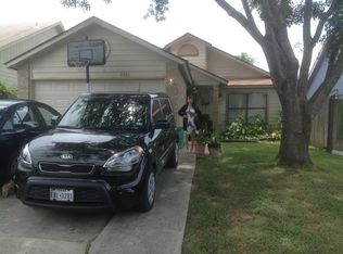 5922 Catalina Sunrise Dr, San Antonio, TX 78244