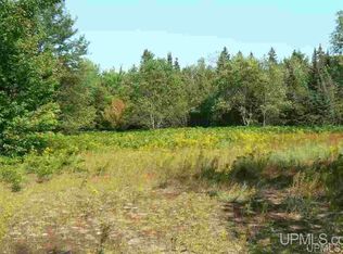 Ridge Rd, Munising, MI 49862
