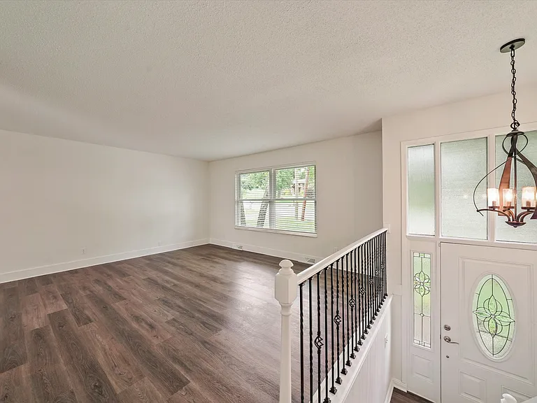 509 Banbury Rd — Photo 25