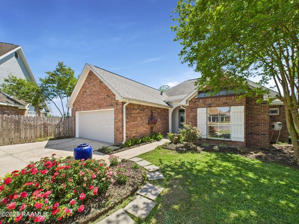 130 Hathaway Dr, Lafayette, LA 70508