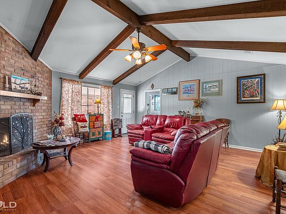 5th image of 1111 Mountainbrook Dr