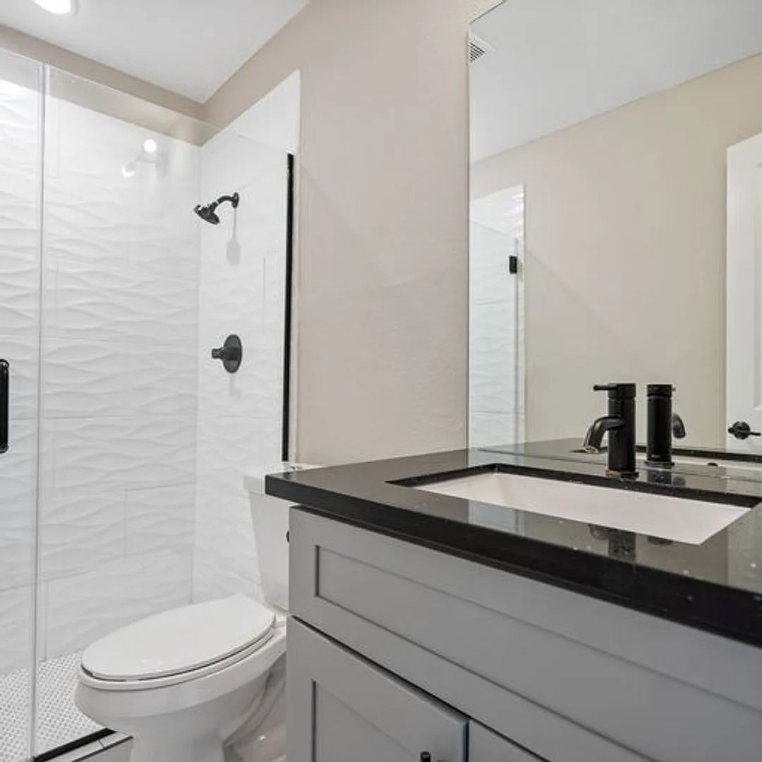 Dream Montrose - 306 Stratford Street — Photo 4