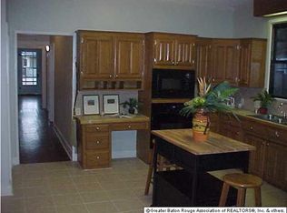 245 N Jefferson Ave, Port Allen, LA 70767