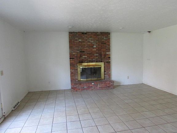 2nd image of 17695 Plum Creek Trl