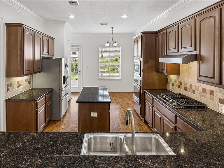 7608 Janak Dr — Photo 9