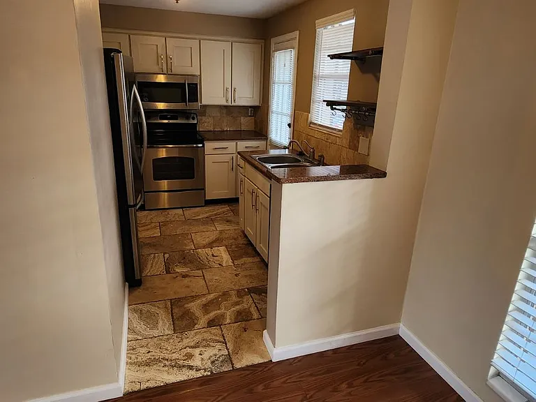 7347 El Barco Rd #6 — Photo 8