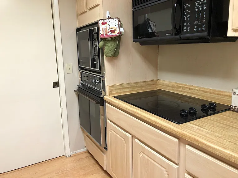 824 Leisure World — Photo 12