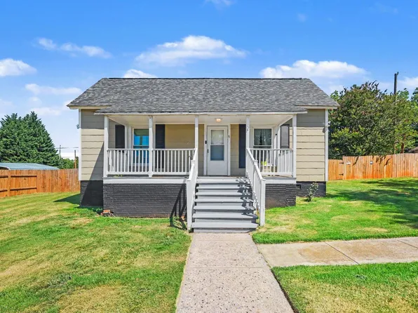 9 G St, Inman, SC 29349