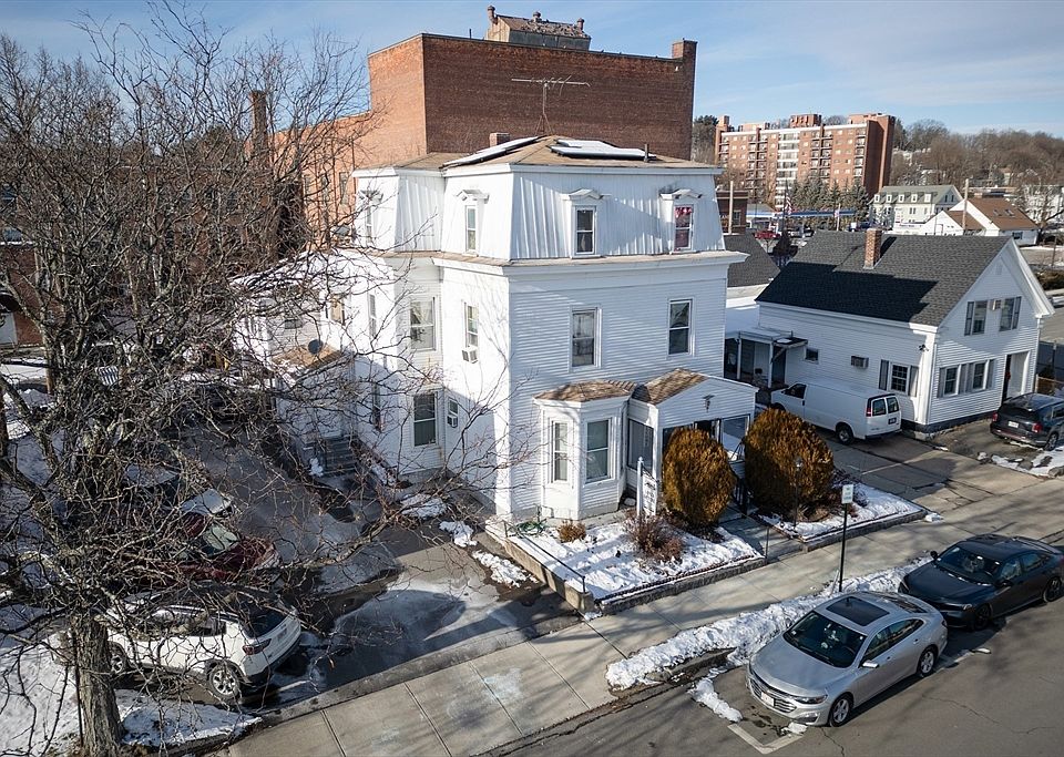 1st image of 16 Depot Sq