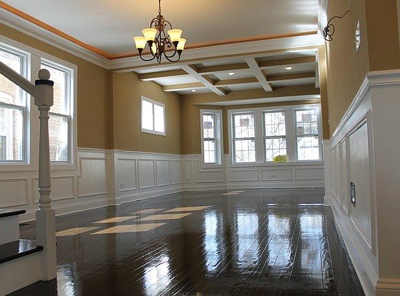 2nd image of 1325 Gunderson Ave