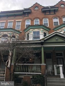 2808 N Calvert St, Baltimore, MD, 21218