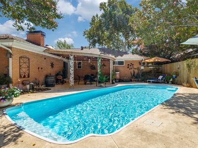 8493 Swift Ave, Dallas, TX, 75228