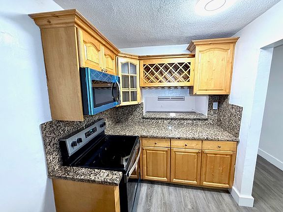 5th image of 1945 NW 29th St APT 8