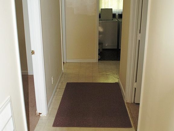 5th image of 251 Sunshine Lane