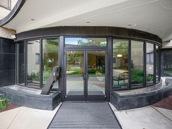 Secure building entrance